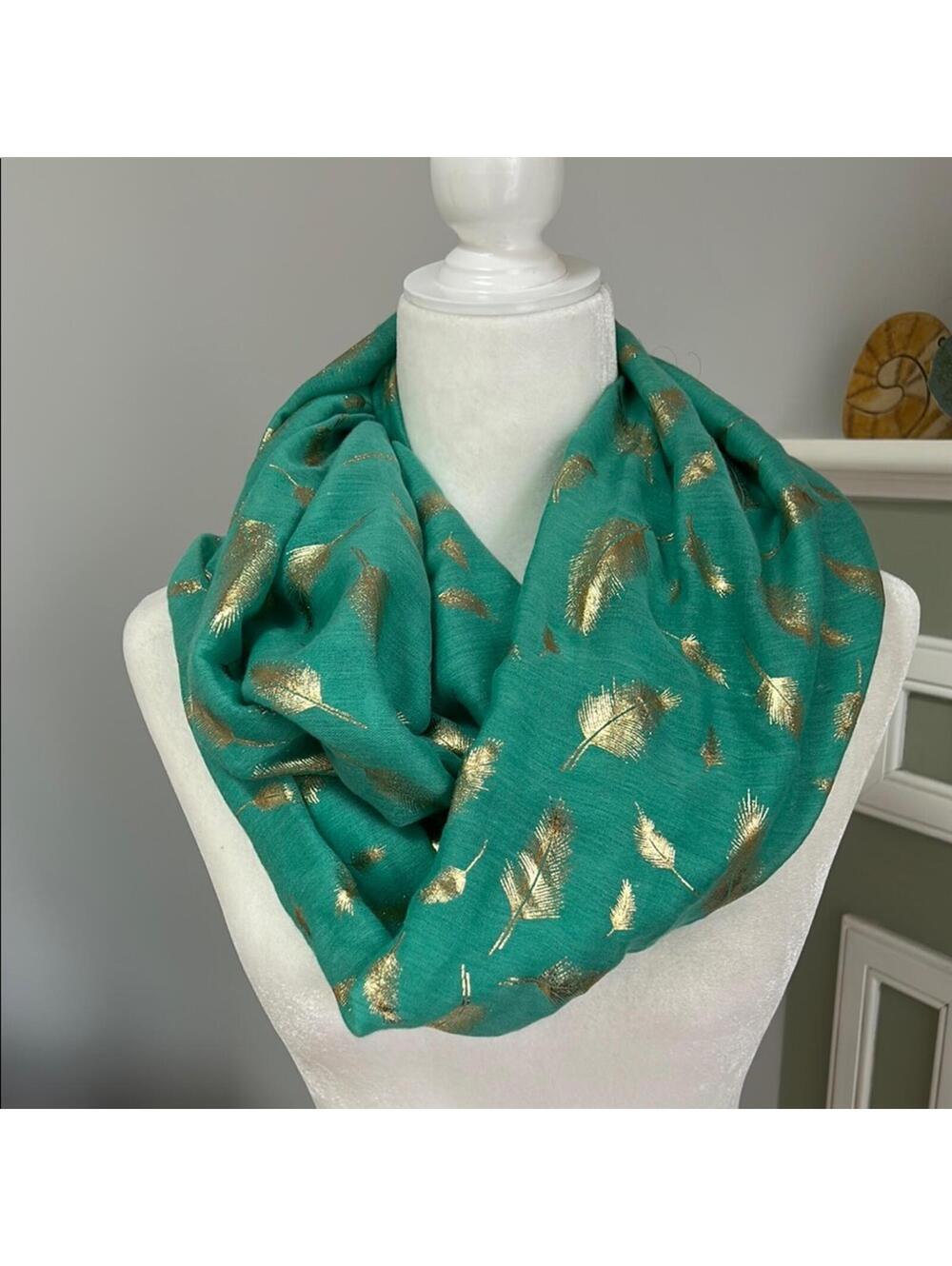 Elegant Green and Gold Feather Scarf